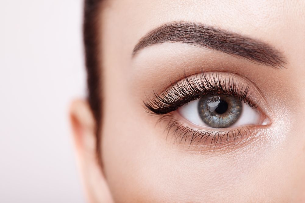 what to ask your lash tech